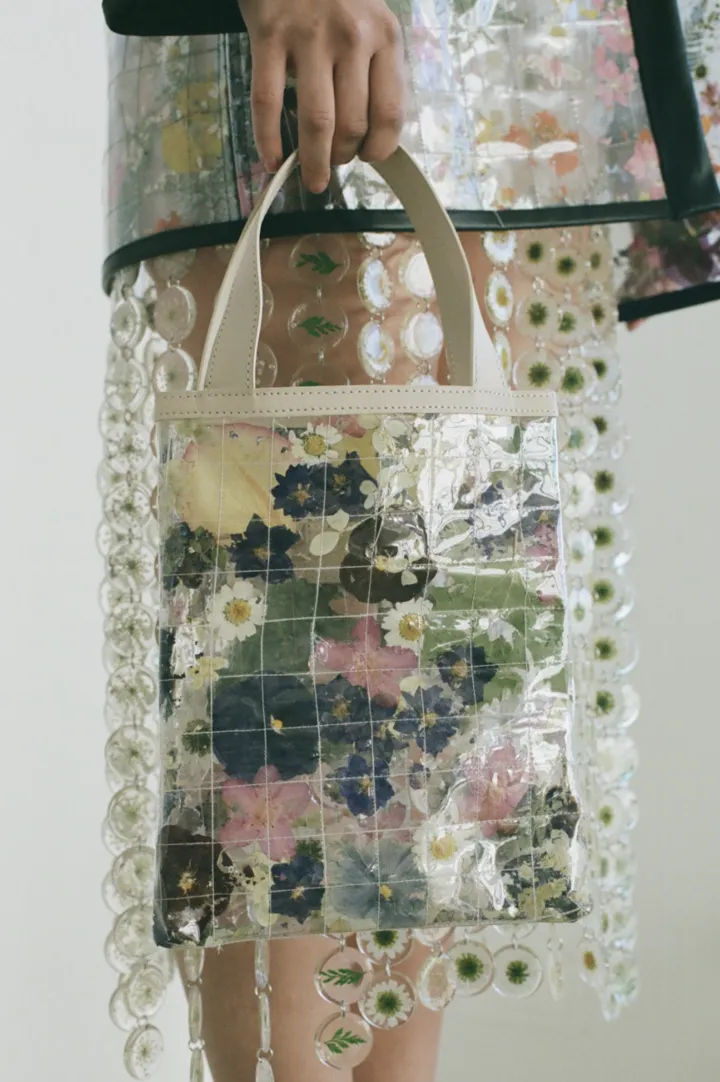 Dauphinette - Crushed Garden Quilted Tote