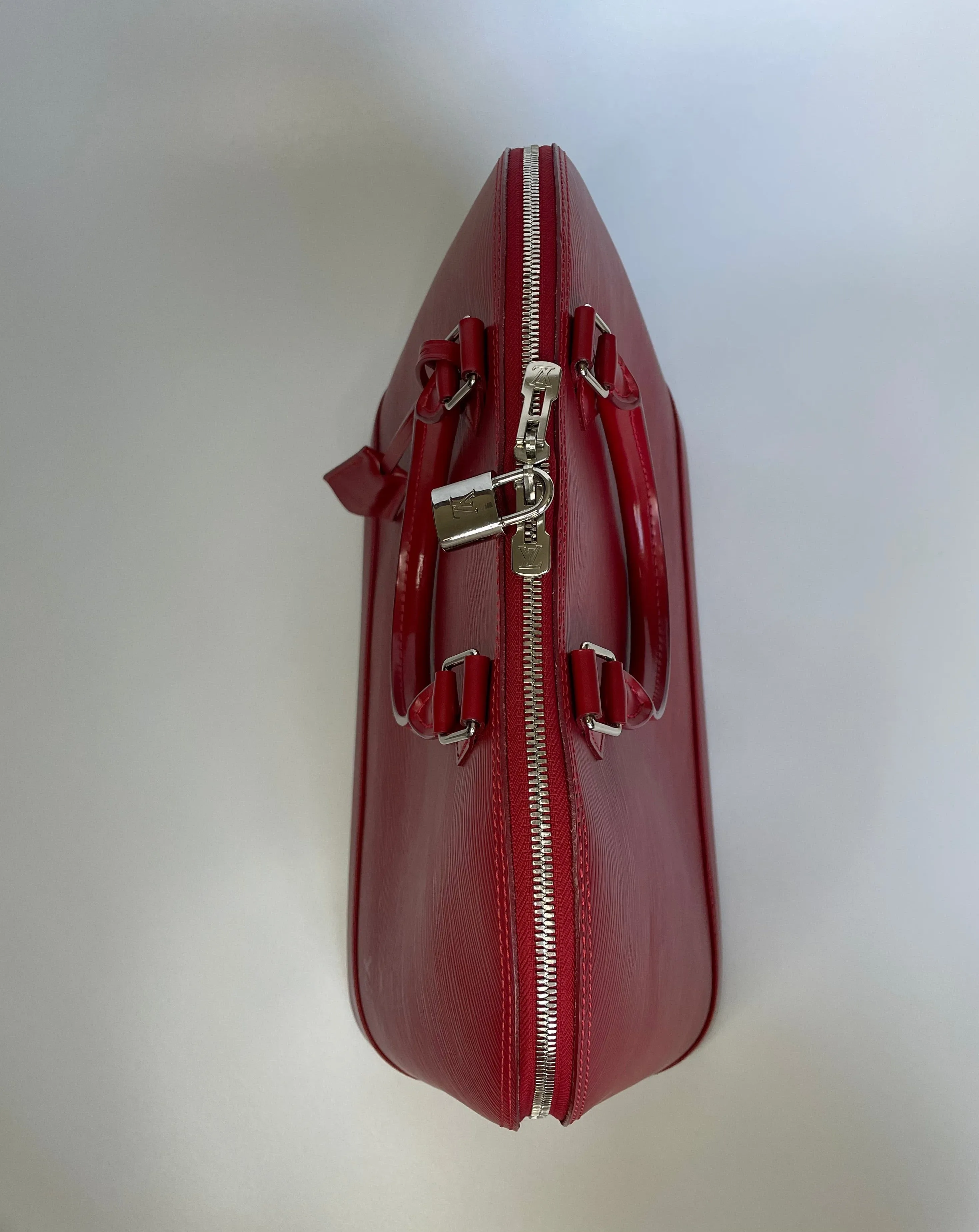 LOUIS VUITTON | ALMA GM EPI | RED