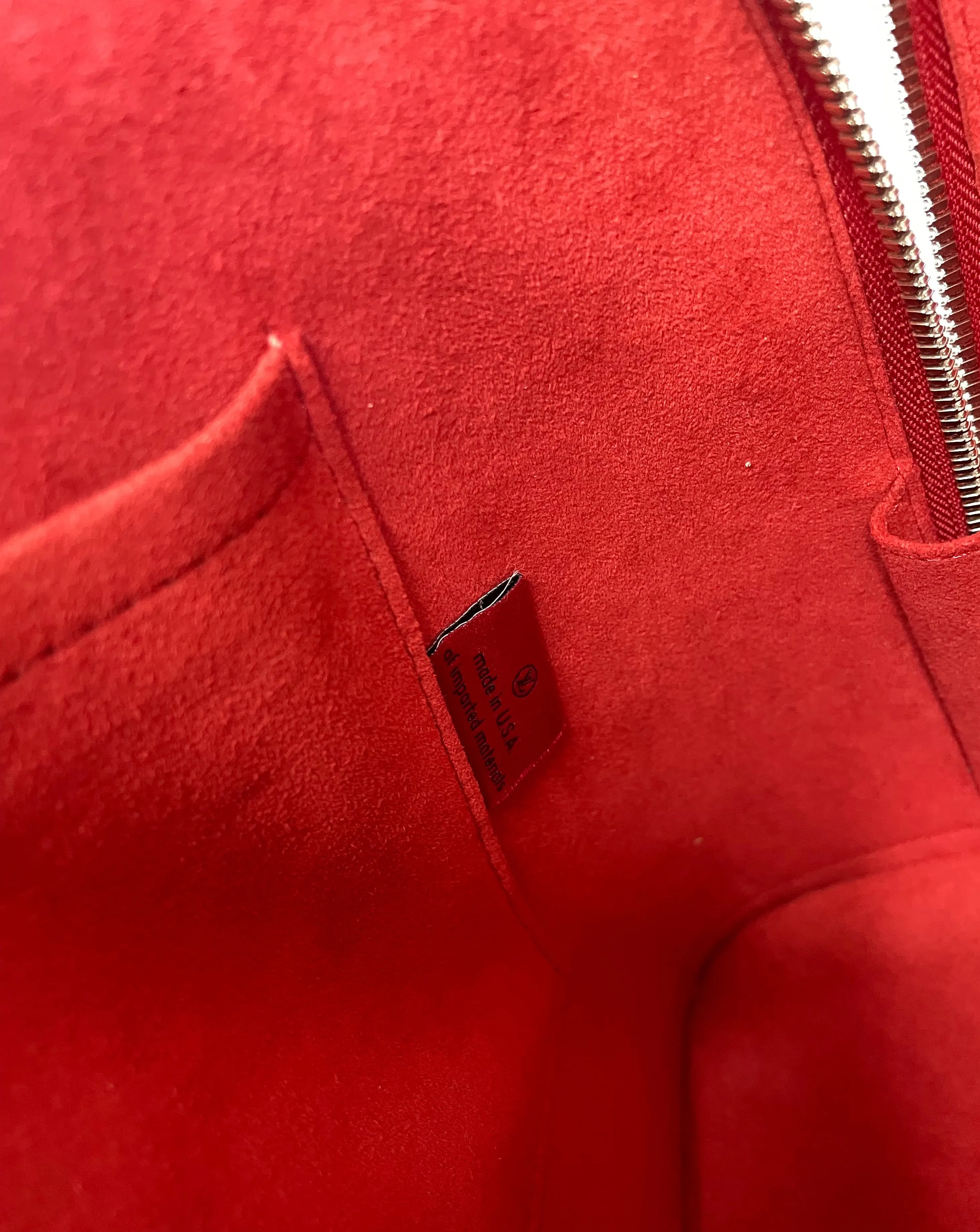 LOUIS VUITTON | ALMA GM EPI | RED
