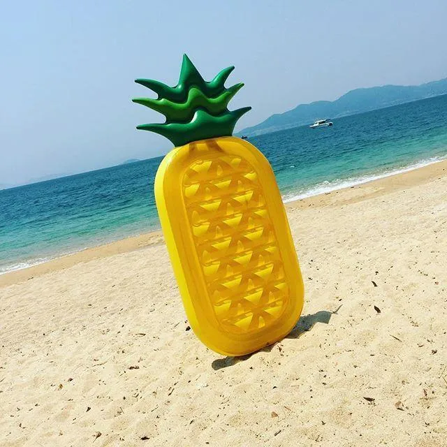 Pineapple inflatable floating drainage supplies floating bed swimming toy