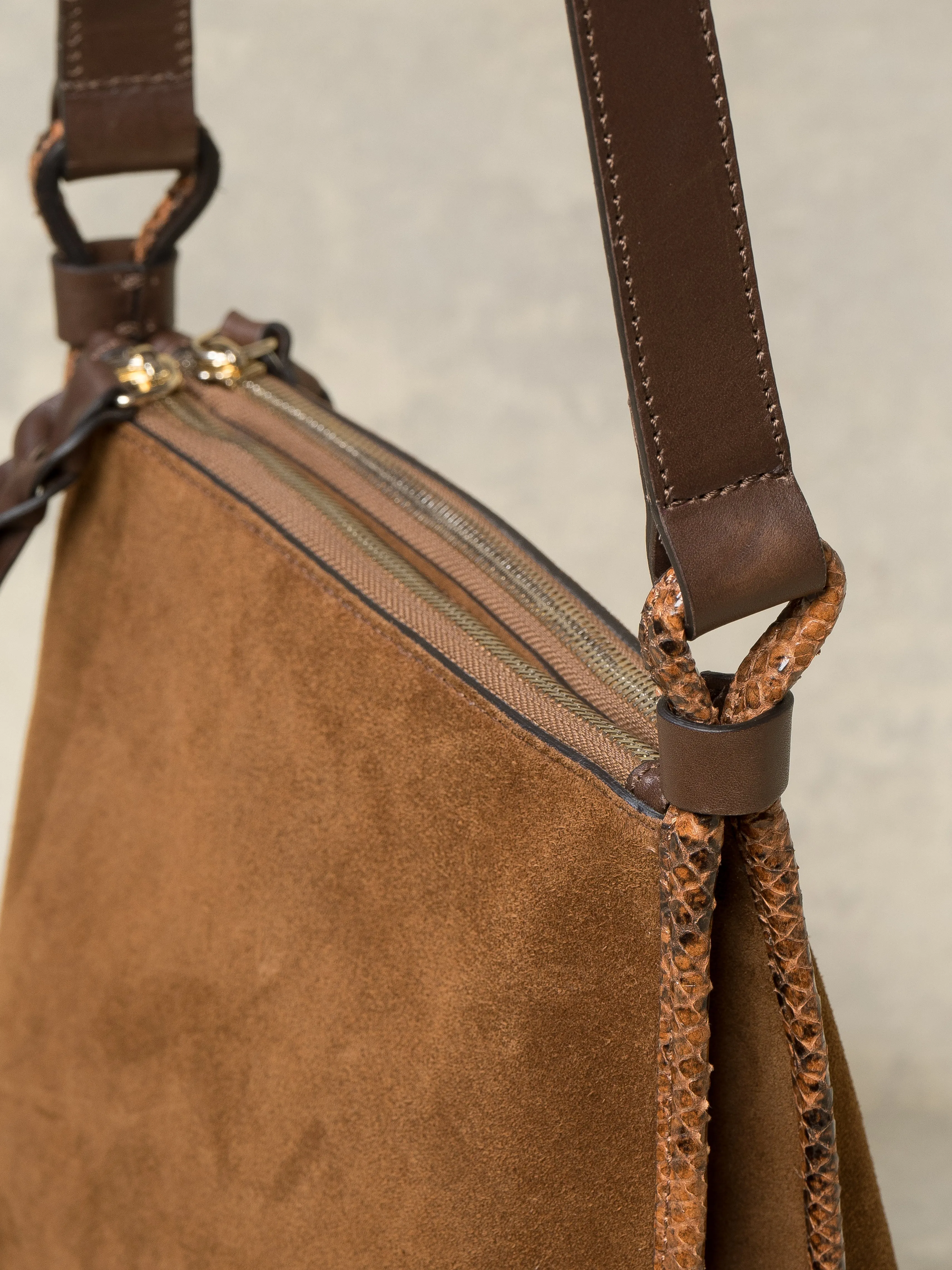 The Rosetta Crossbody